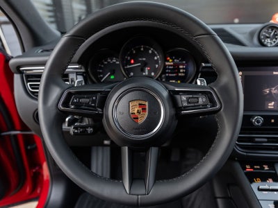 2026 Porsche Macan AWD