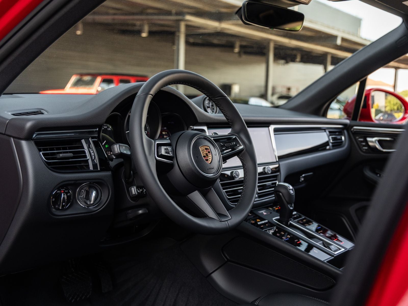 2026 Porsche Macan AWD