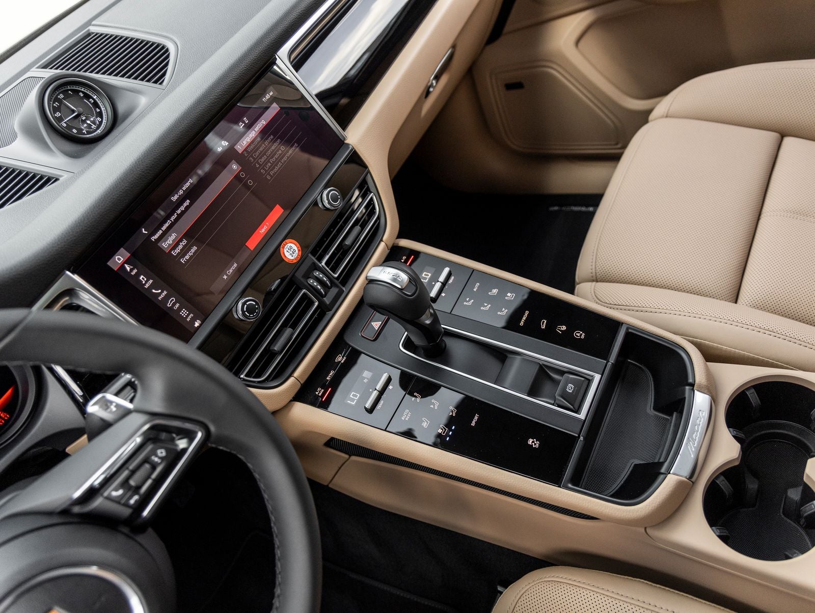 2026 Porsche Macan AWD