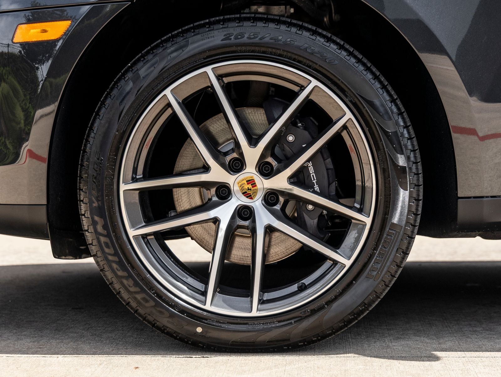 2026 Porsche Macan AWD