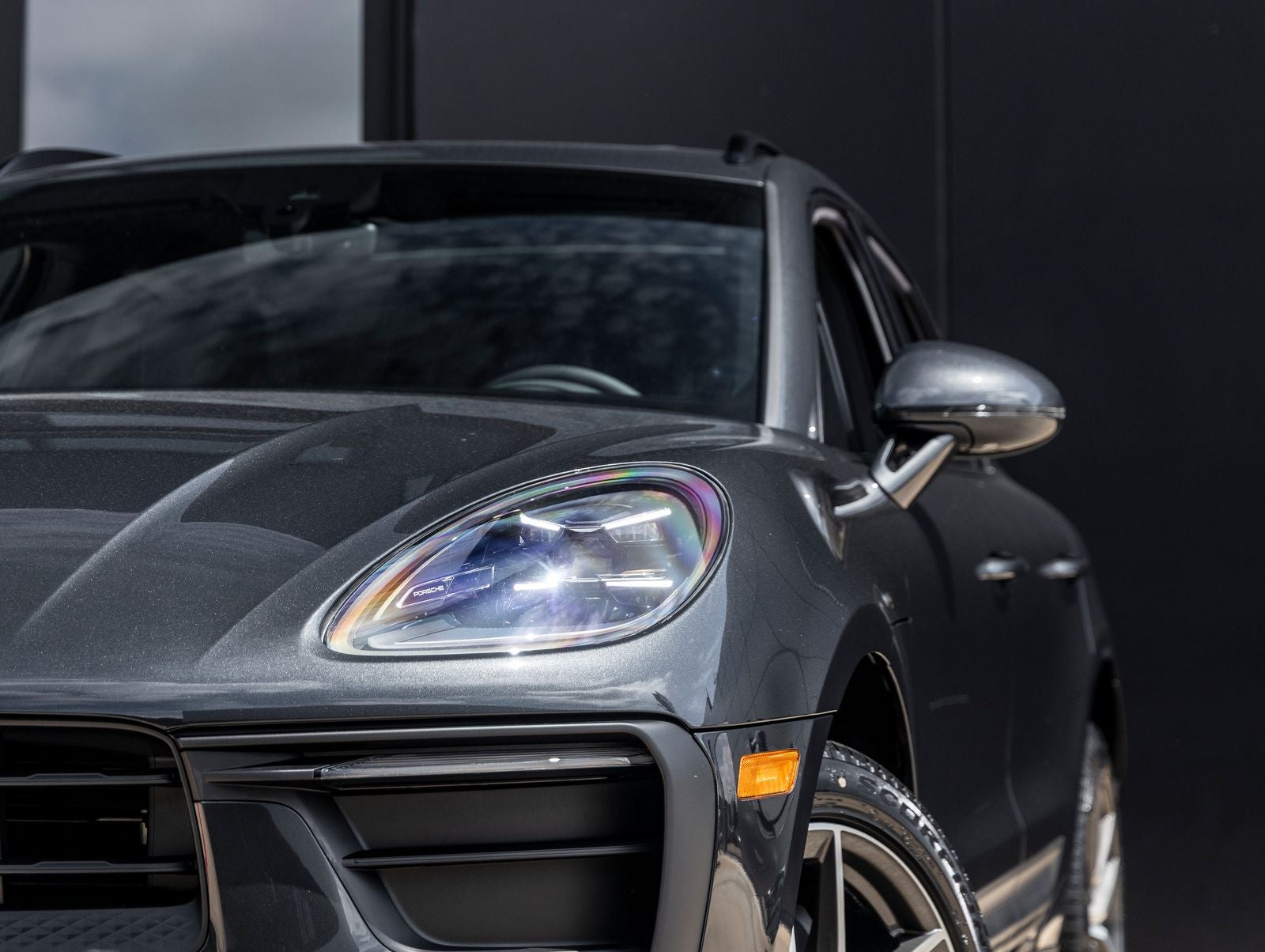 2026 Porsche Macan AWD