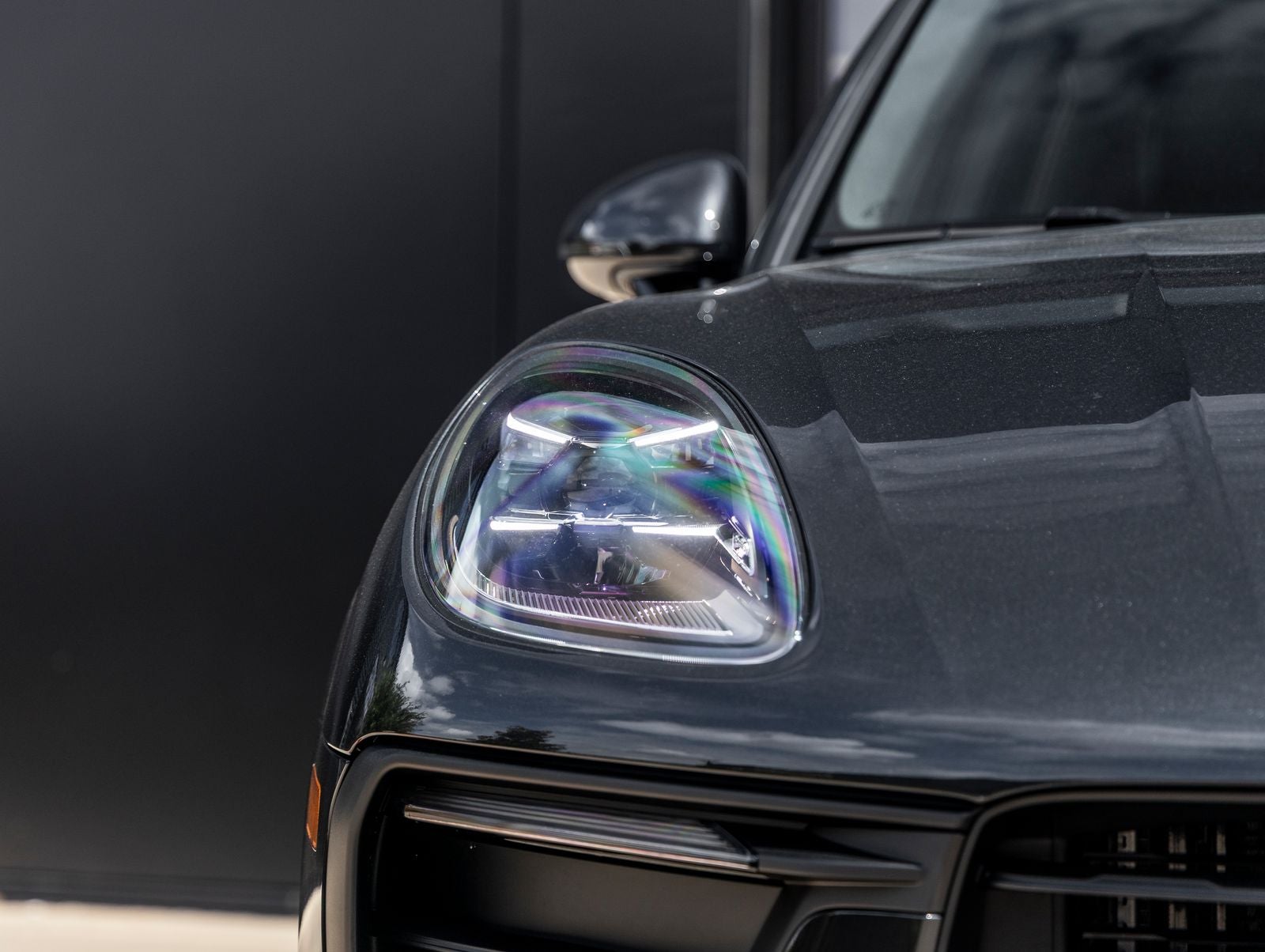 2026 Porsche Macan AWD