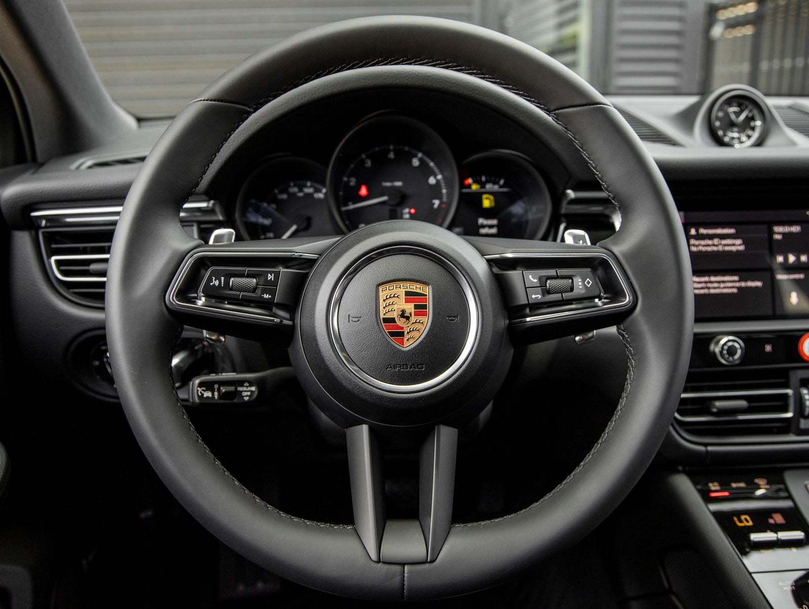 2026 Porsche Macan AWD