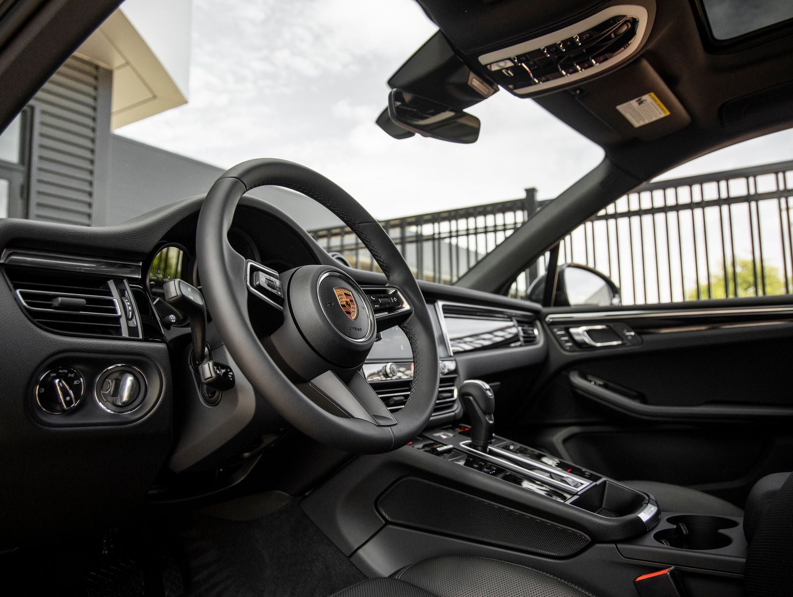 2026 Porsche Macan AWD