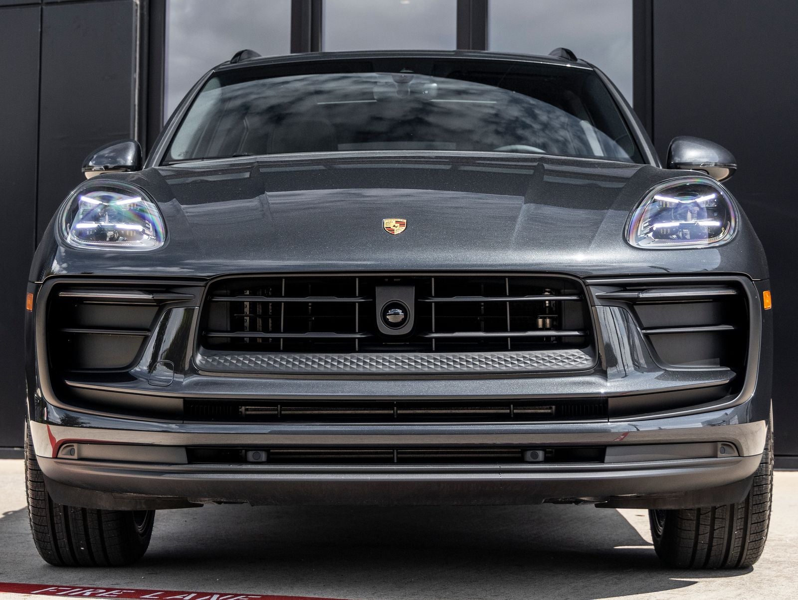 2026 Porsche Macan AWD