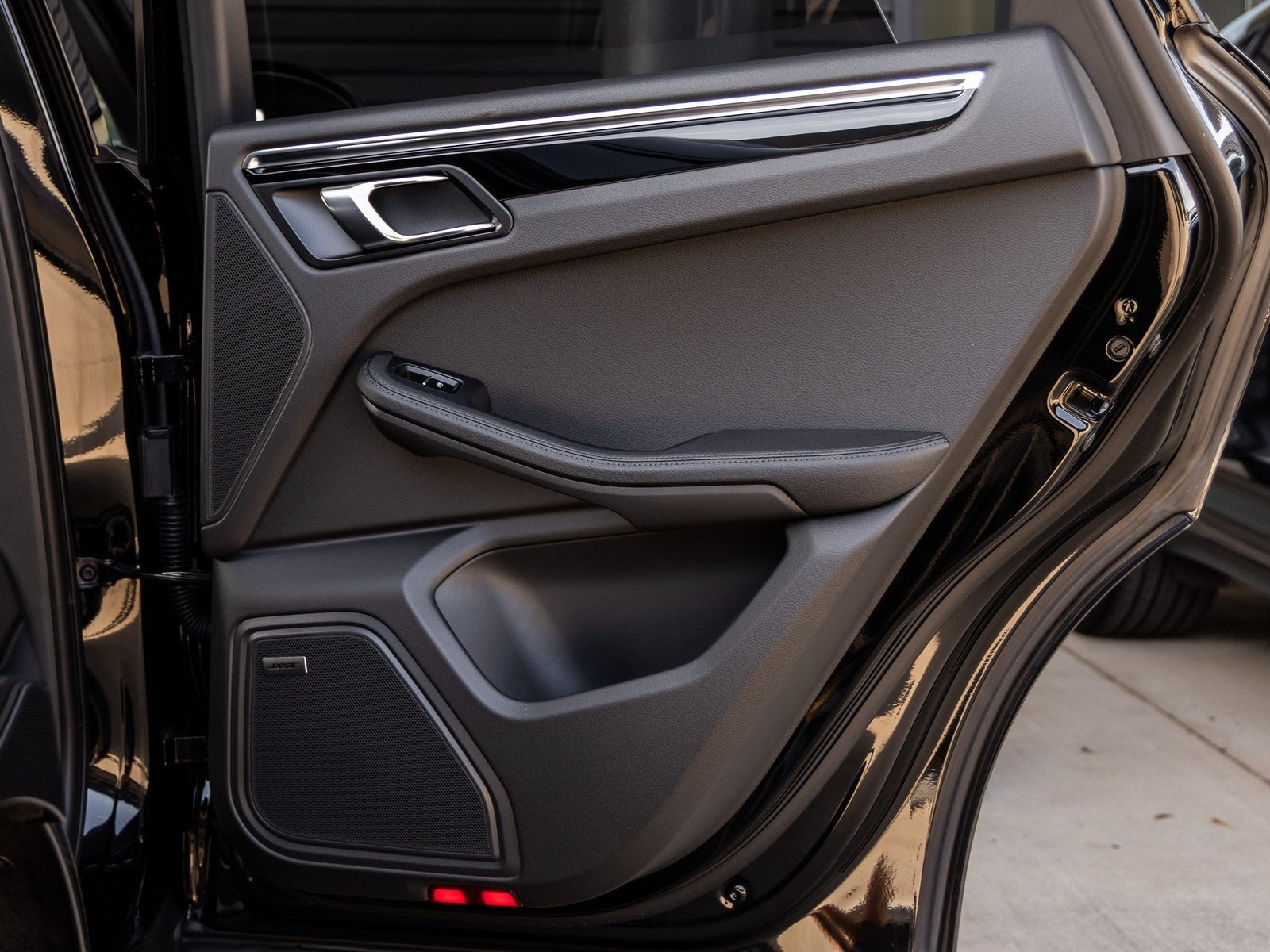 2025 Porsche Macan Macan