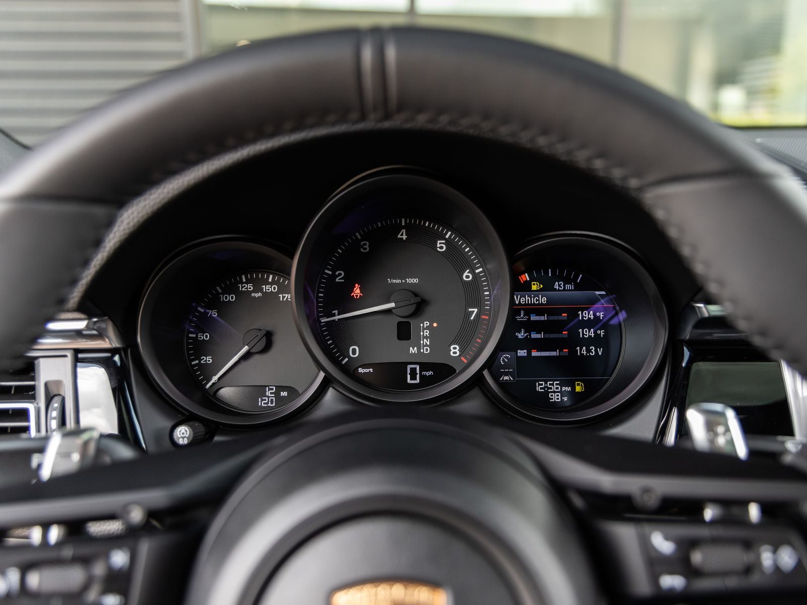 2026 Porsche Macan Base