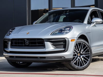 2026 Porsche Macan Macan