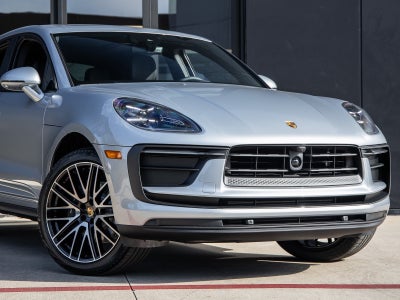 2026 Porsche Macan Macan