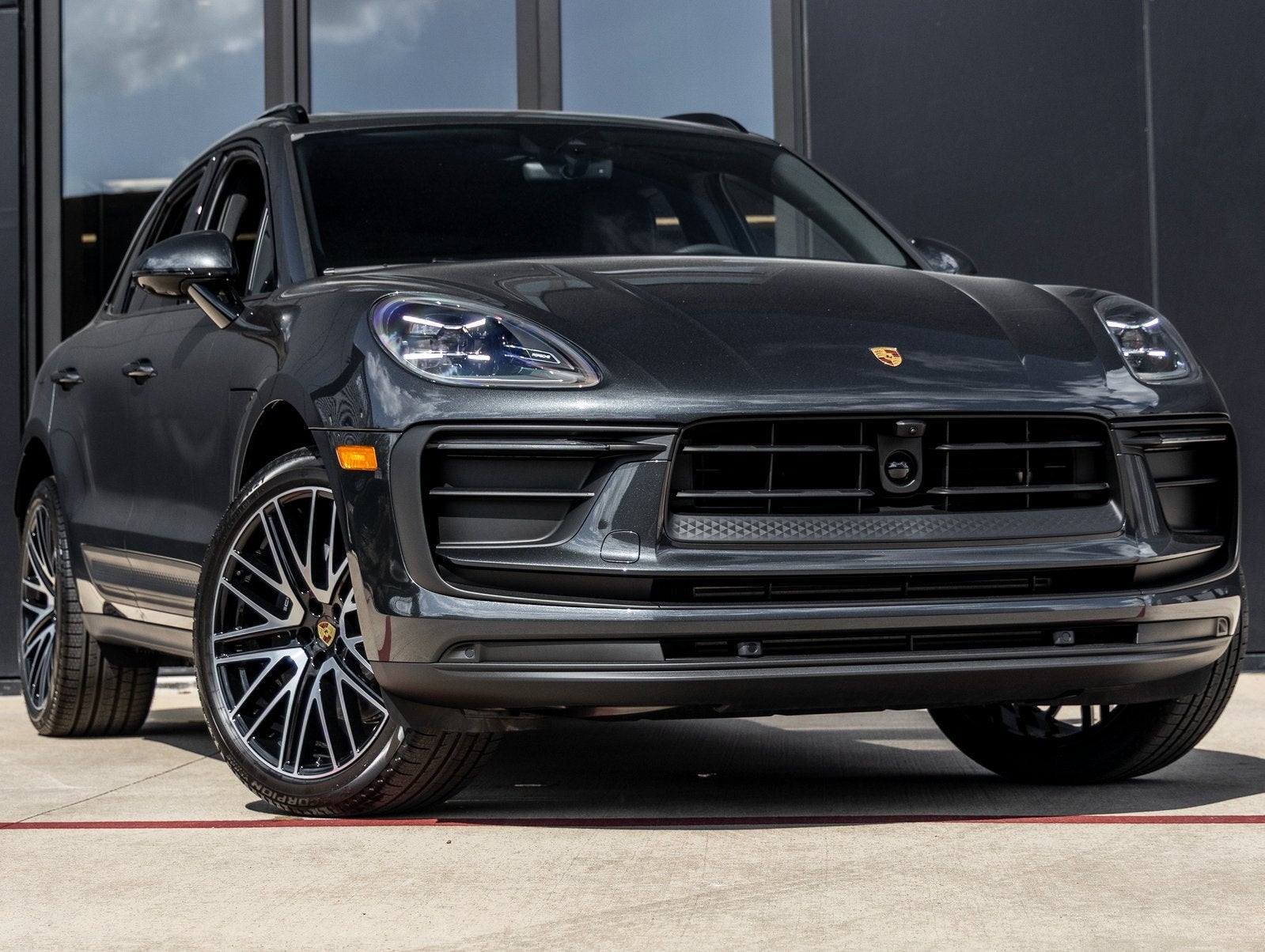 2026 Porsche Macan Macan