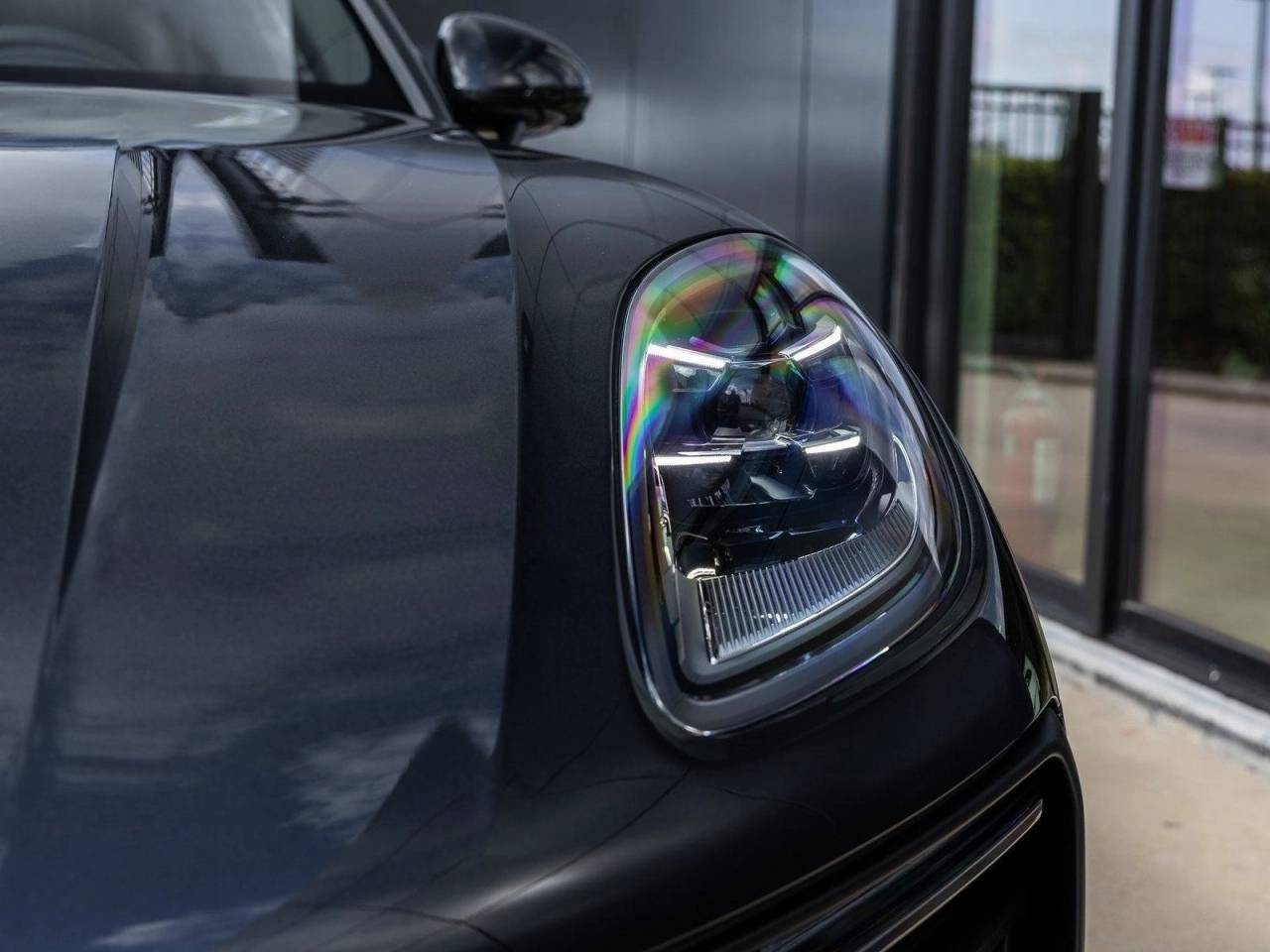 2026 Porsche Macan AWD