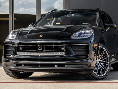 2026 Porsche Macan Macan