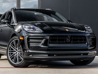 2026 Porsche Macan Macan