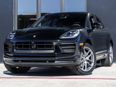 2026 Porsche Macan Macan
