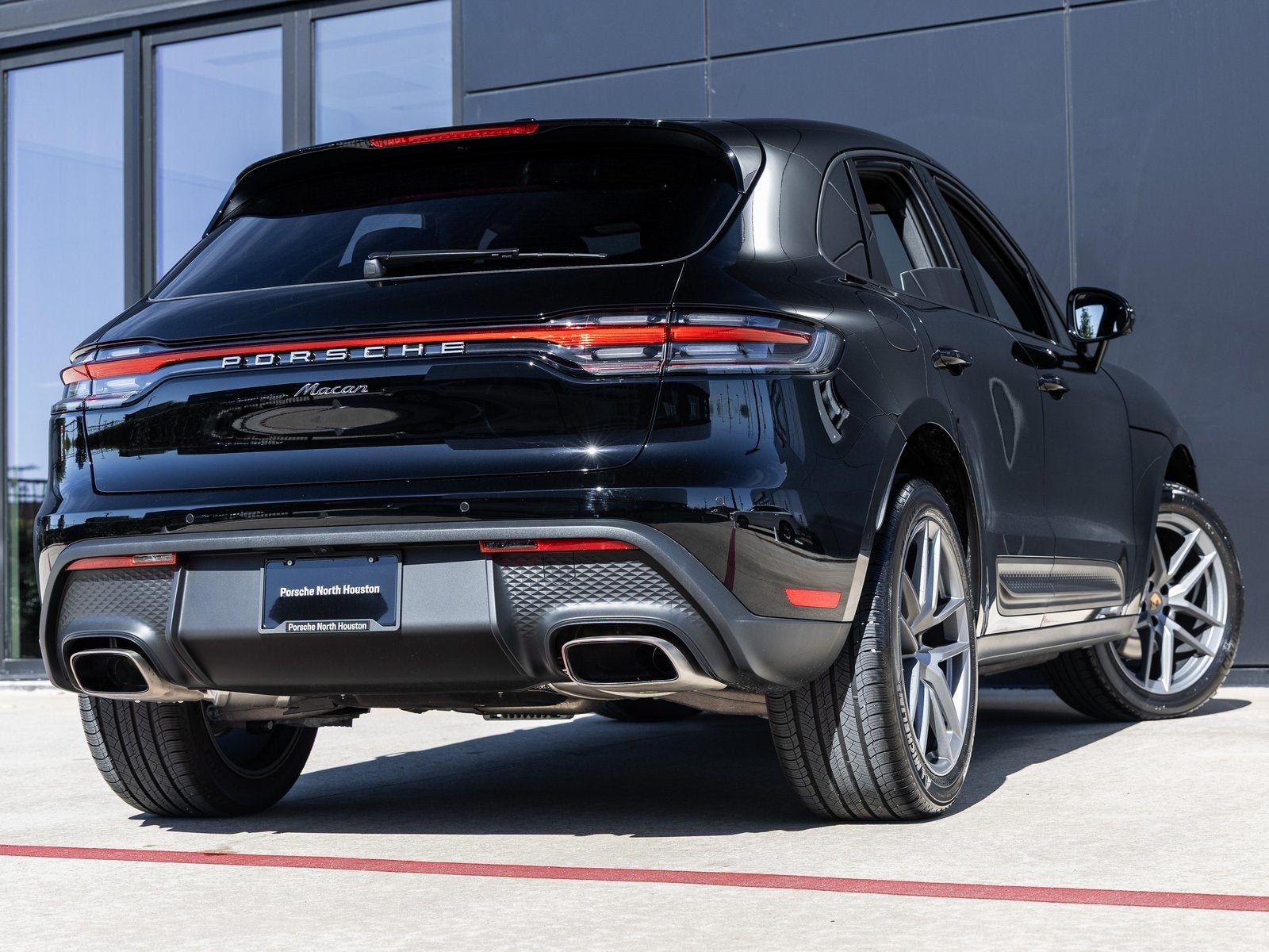 2026 Porsche Macan Macan