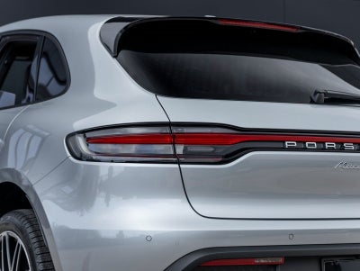 2026 Porsche Macan Macan