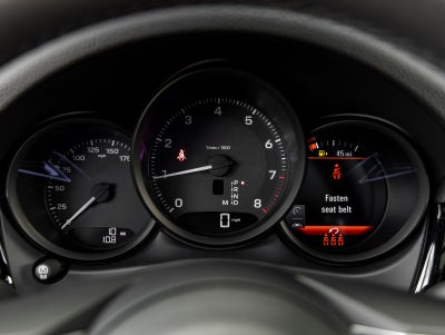 2026 Porsche Macan AWD