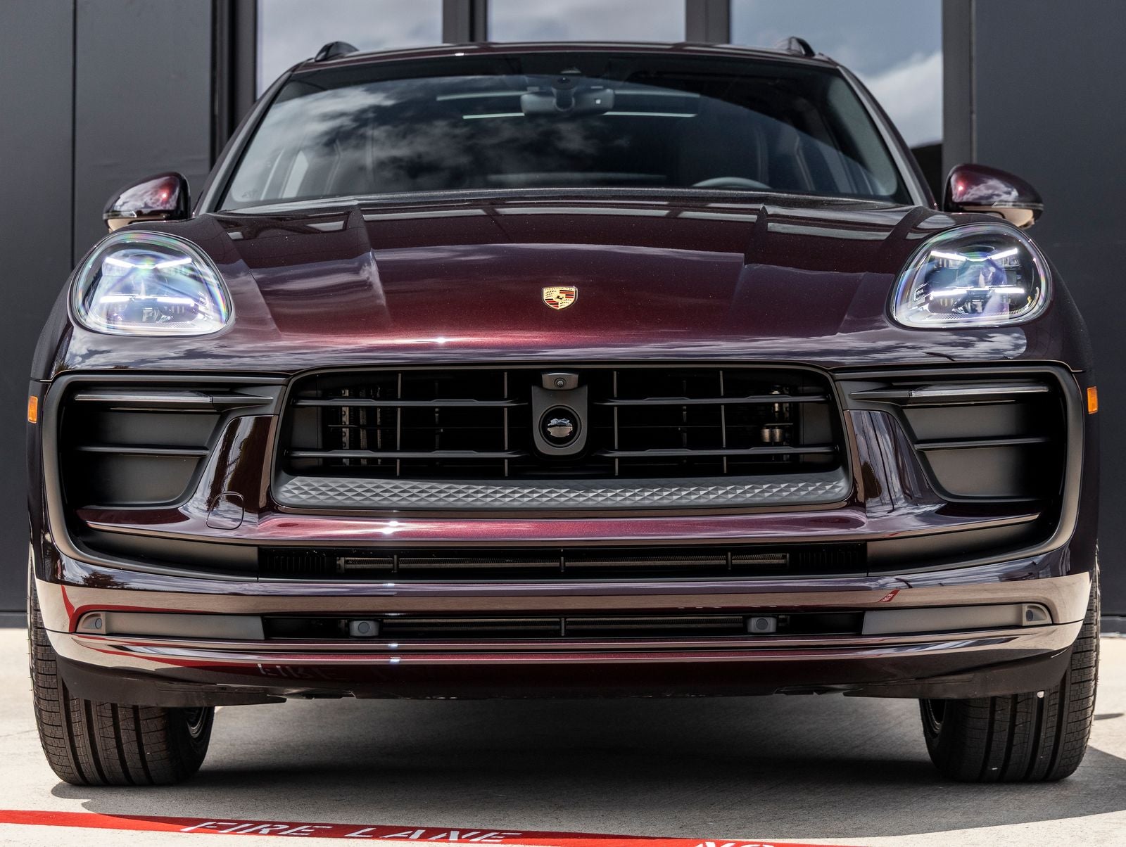 2026 Porsche Macan AWD