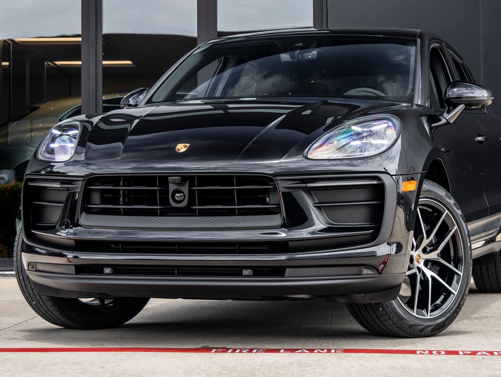 2026 Porsche Macan AWD