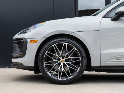 2026 Porsche Macan Macan T