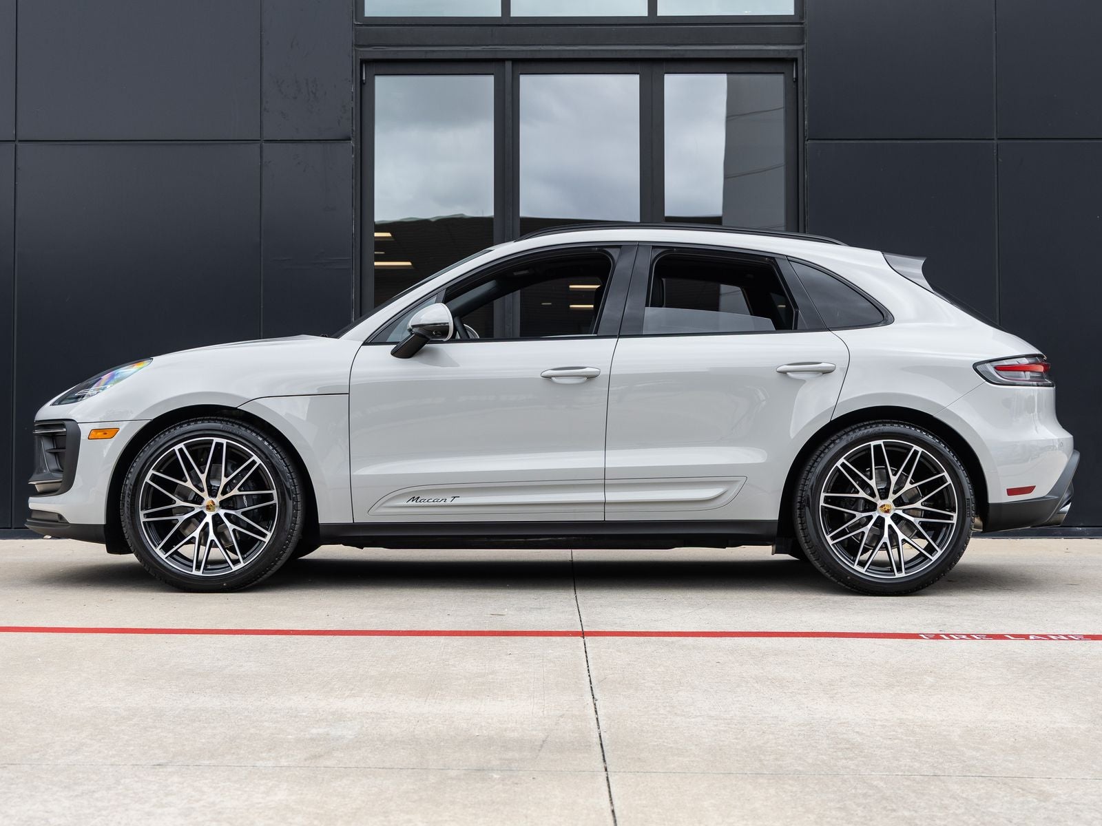 2026 Porsche Macan Macan T