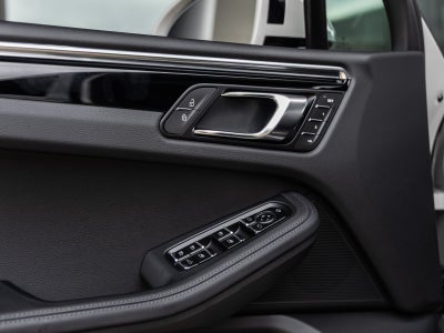 2026 Porsche Macan Macan T