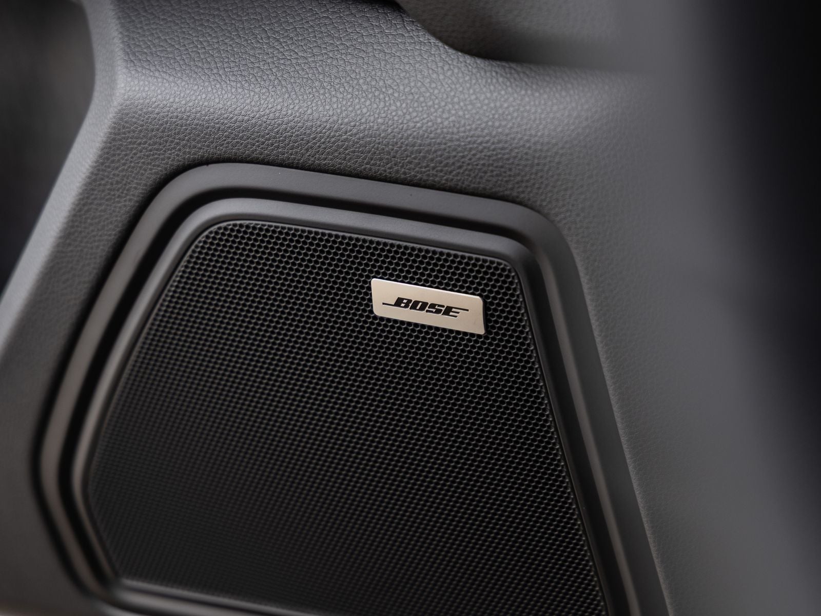 2026 Porsche Macan Macan T
