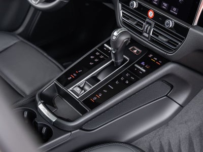 2026 Porsche Macan Macan T