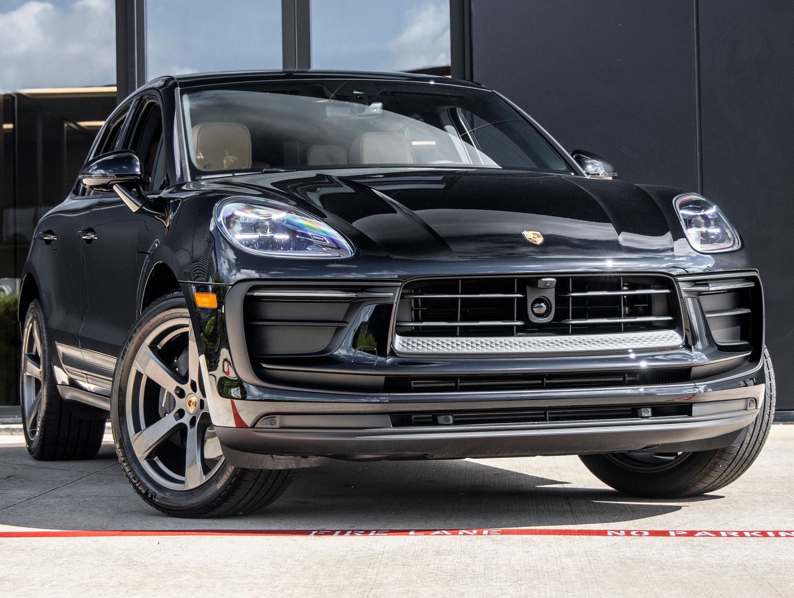 2026 Porsche Macan Macan