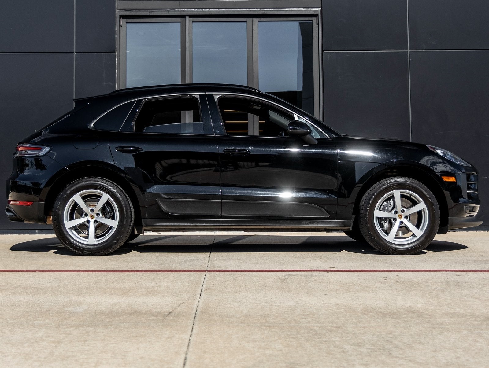 2021 Porsche Macan Macan