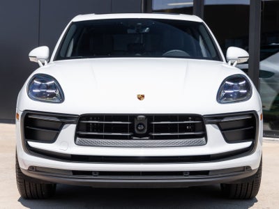 2026 Porsche Macan Macan