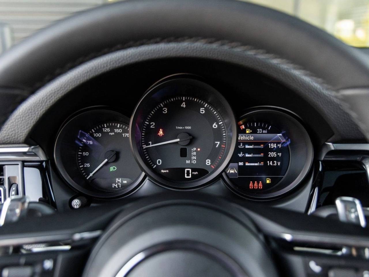 2026 Porsche Macan AWD