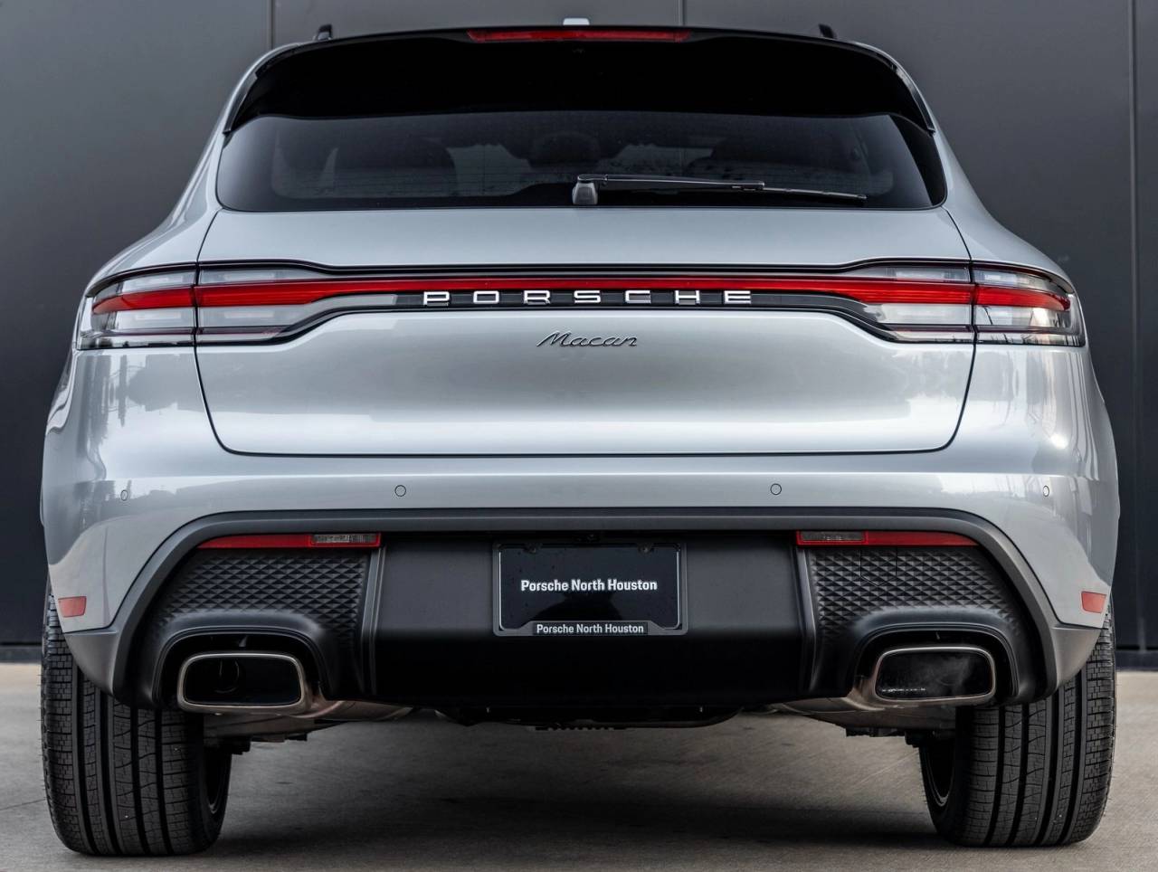 2026 Porsche Macan AWD