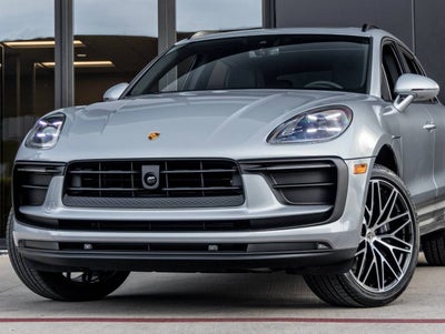 2026 Porsche Macan AWD