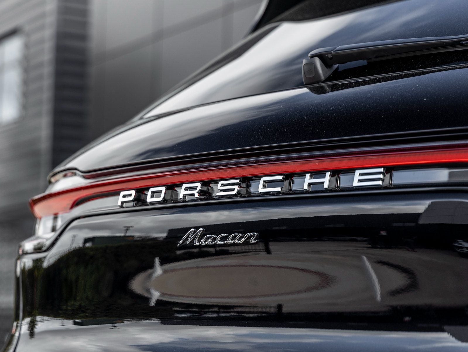 2026 Porsche Macan Macan