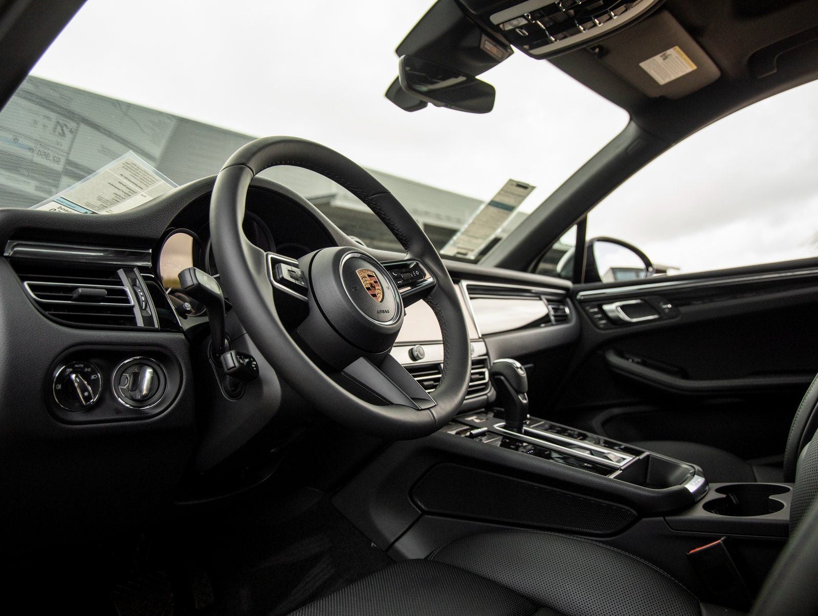 2026 Porsche Macan Macan