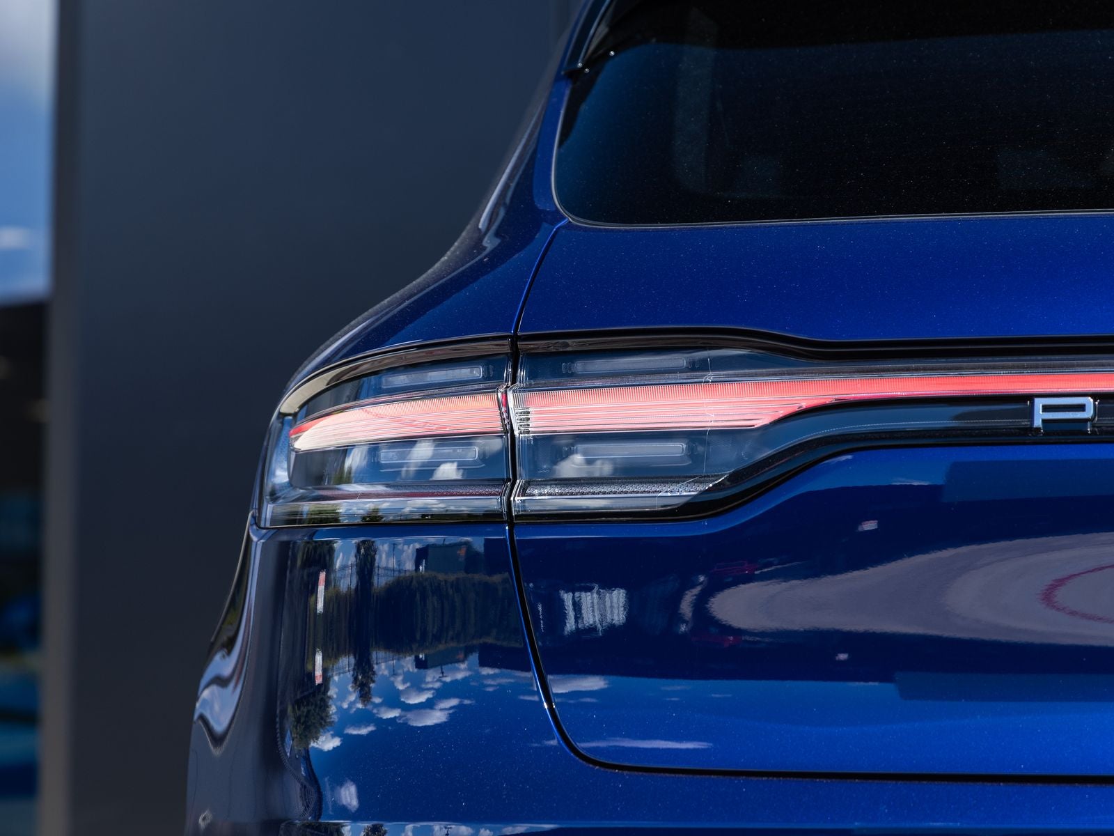 2026 Porsche Macan AWD