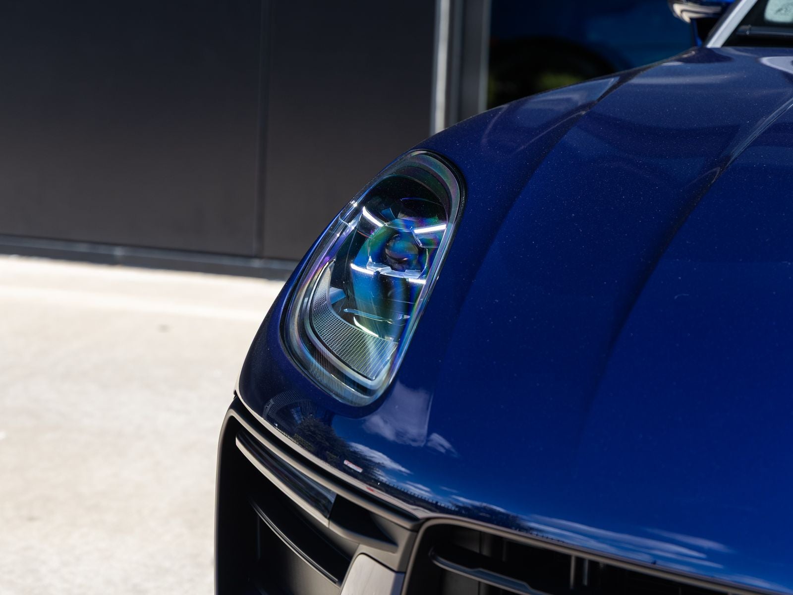 2026 Porsche Macan AWD