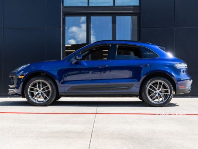 2026 Porsche Macan AWD