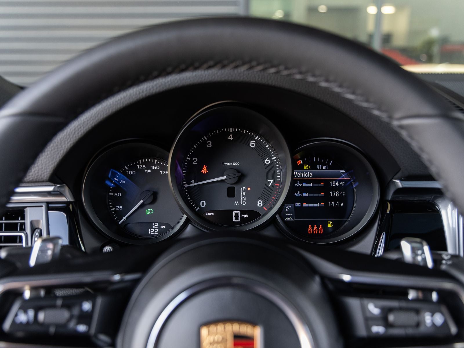 2026 Porsche Macan AWD