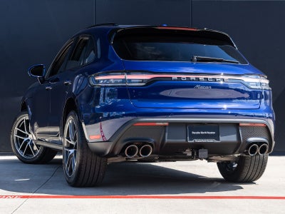 2026 Porsche Macan AWD