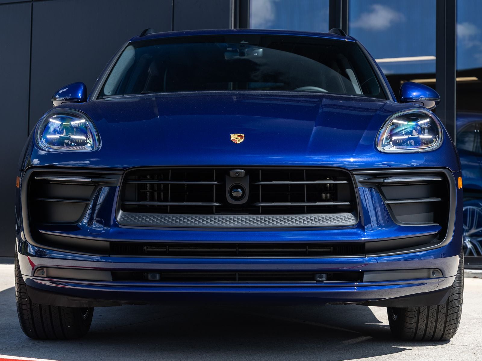 2026 Porsche Macan AWD