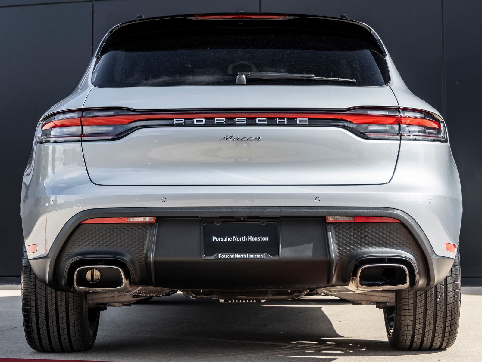 2026 Porsche Macan AWD