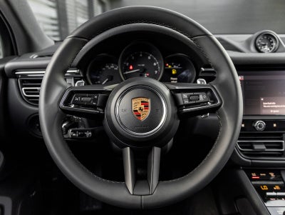 2026 Porsche Macan AWD