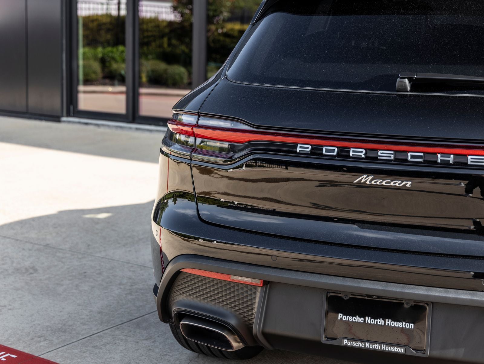 2026 Porsche Macan Base