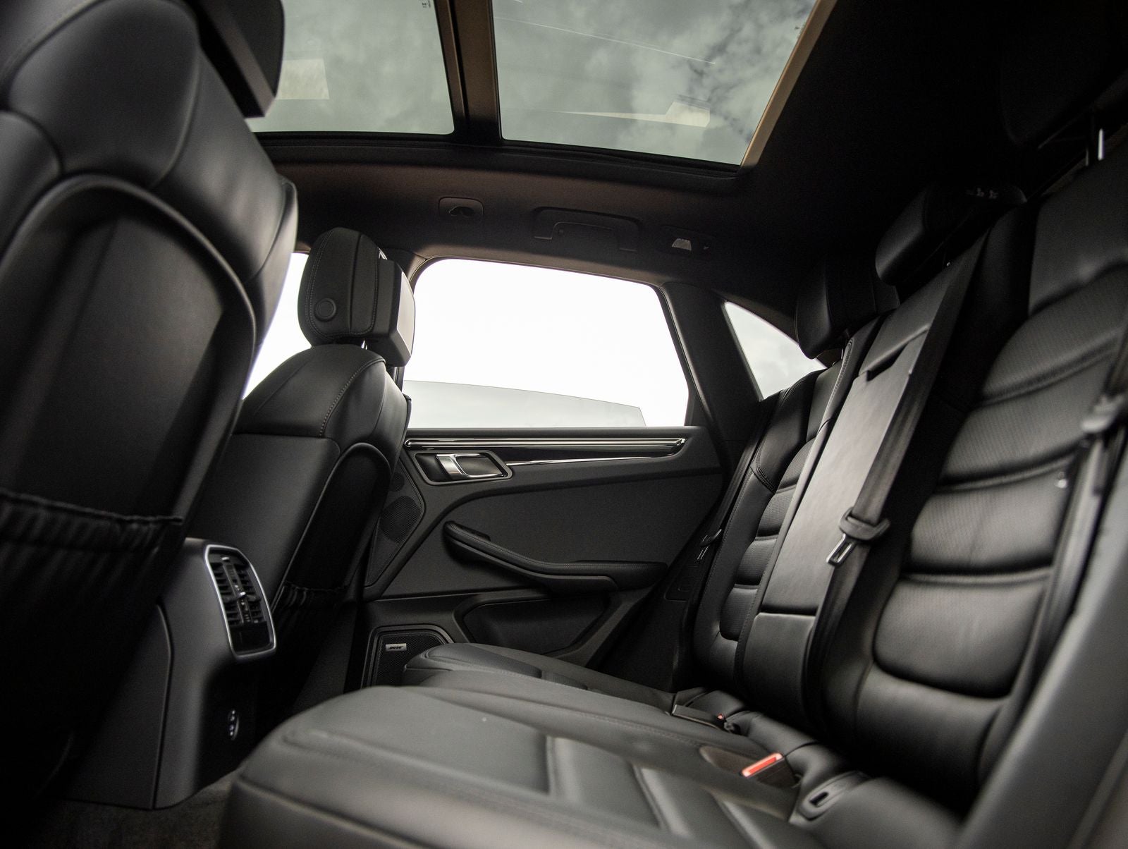 2026 Porsche Macan Macan T