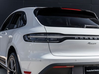 2026 Porsche Macan Macan