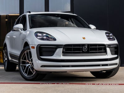 2026 Porsche Macan Macan