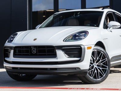 2026 Porsche Macan Macan