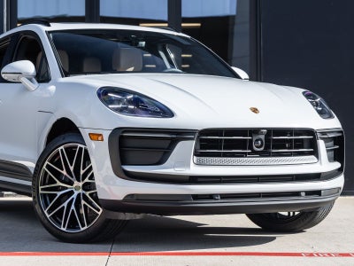 2026 Porsche Macan Macan